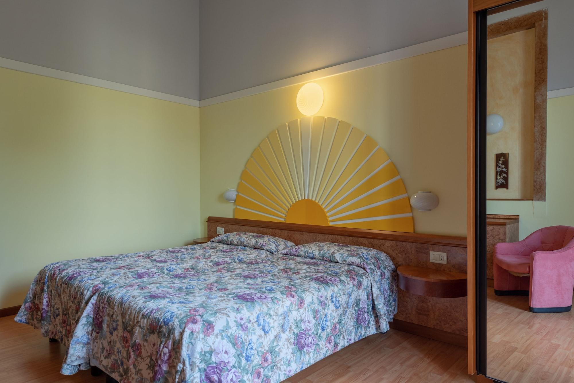 Park Hotel Jolanda San Zeno di Montagna Luaran gambar